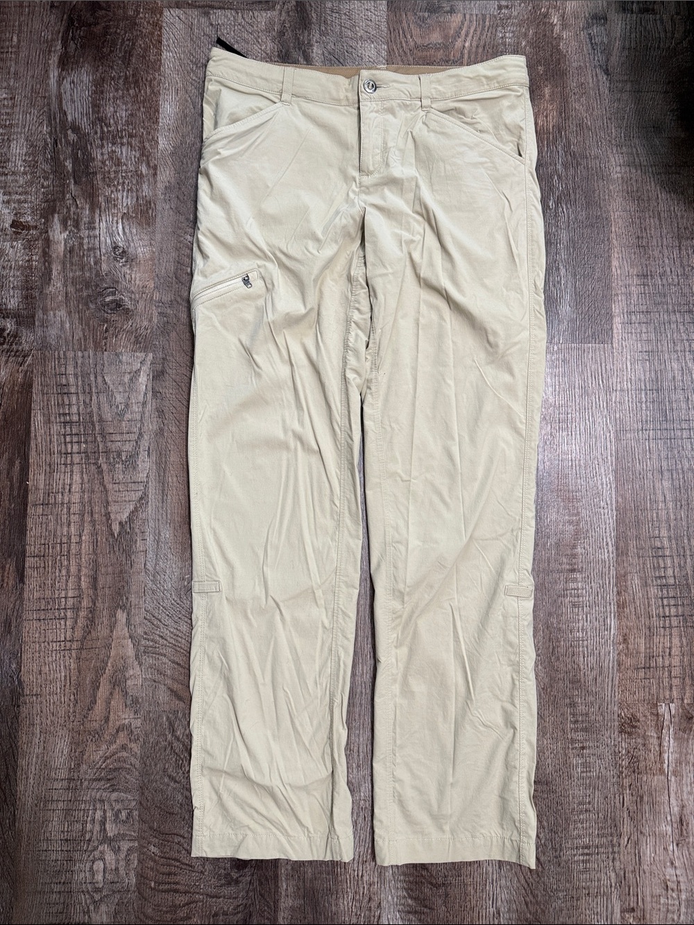 Patagonia Women’s Quandary Hiking Pants Khaki Tan (W 8)